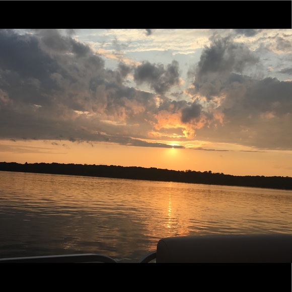 Meet your Posher, Denise - Picture 1 of 1